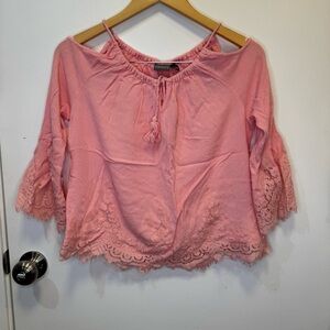 New York & Company Pink Bell Sleeve Blouse with Tie Front Lace Hem Size Small